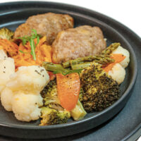 Filletes rusos con verduras al vapor